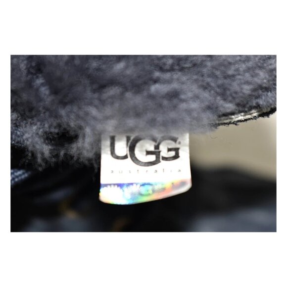 NWT $280 UGG Women's Adirondack III Boot WATERPROOF SUEDE BLUE 8 US (DC10) - Picture 6 of 6